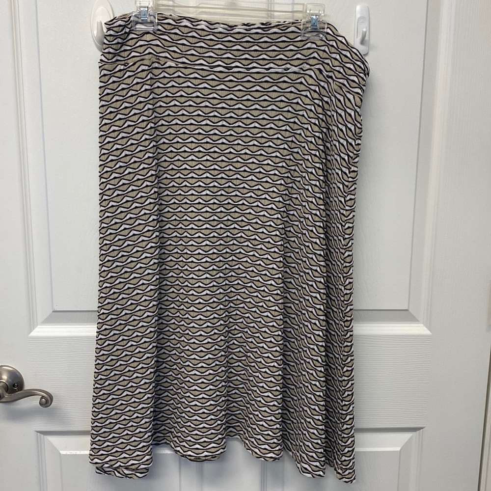Dressbarn Patterned Skirt